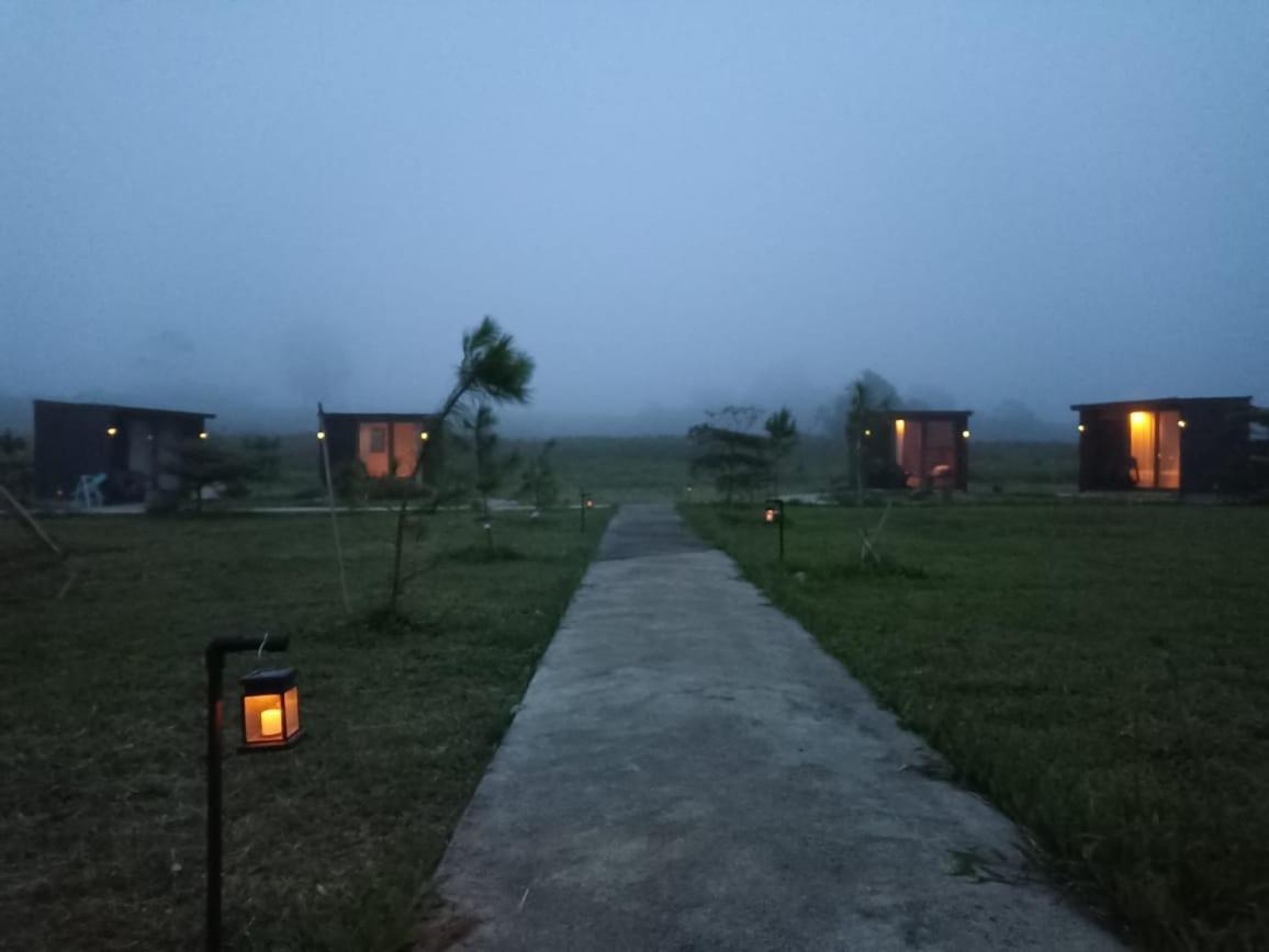 فندق Wawowow Tomohon المظهر الخارجي الصورة